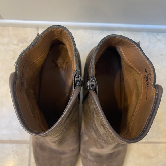 Sofft Brown Suede Comfort Heel Side Zip Ankle Booties, Size 9M - Picture 8 of 9
